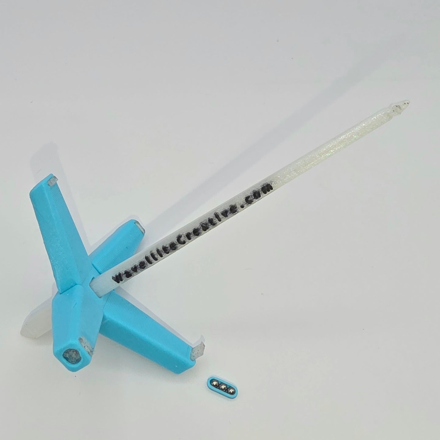 Roaming Wayfinder - Small, Light Blue on Pearl White