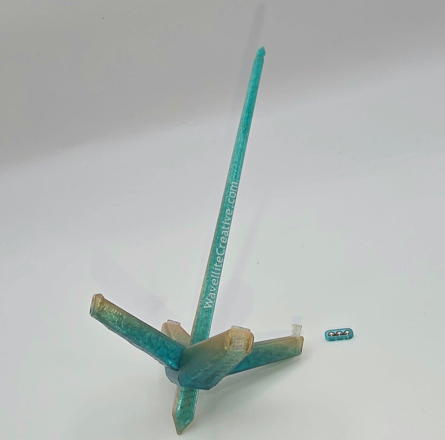 Roaming Wayfinder - Small, teal and orange with green accent