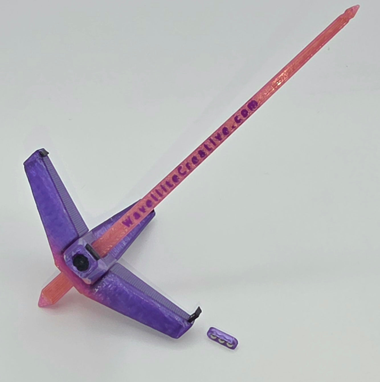 Roaming Wayfinder - Small, purple, pink, orange with black accent