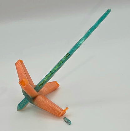 Roaming Wayfinder - Small, orange and teal with green accent
