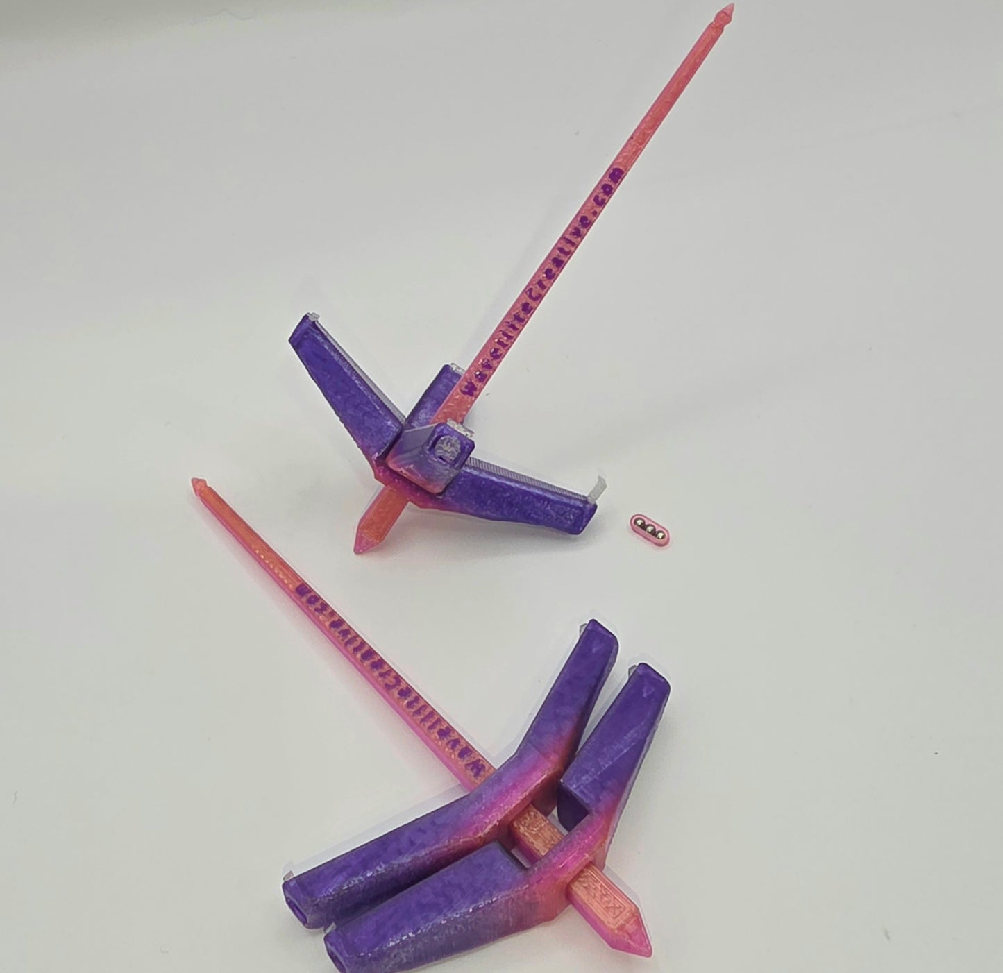 Roaming Wayfinder - Small, purple, pink, orange