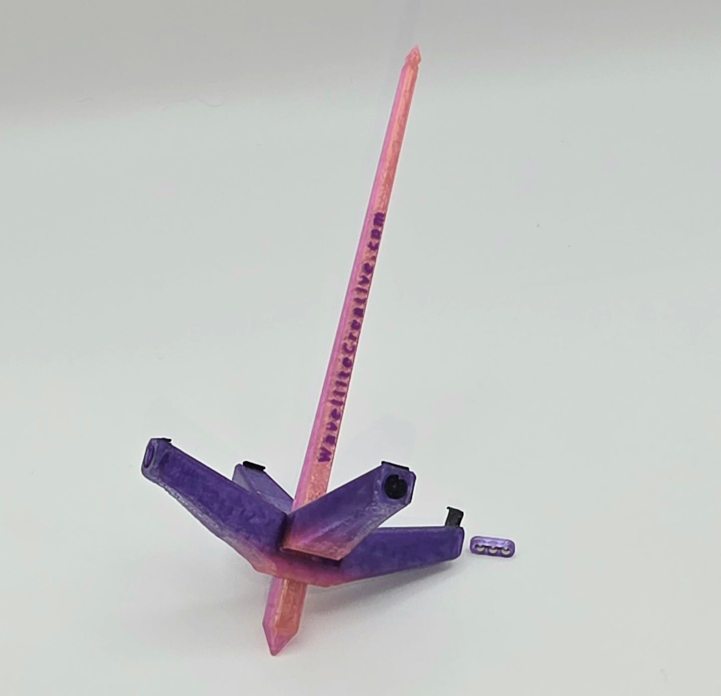 Roaming Wayfinder - Small, purple, pink, orange with black accent